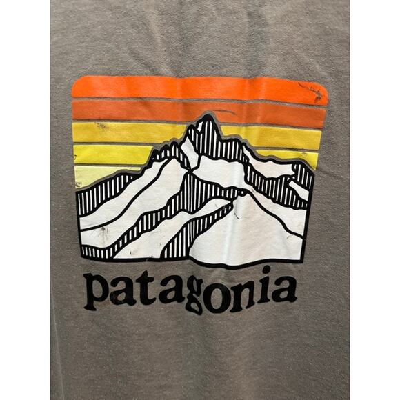 Patagonia Men's Crewneck Two-tone Gray Sweatshirt Mountain Logo on back sz XL - Picture 9 of 10